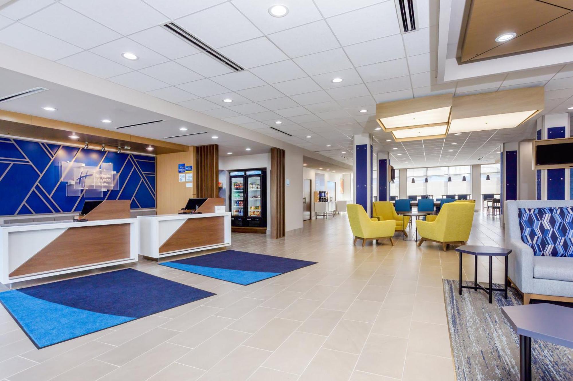 Holiday Inn Express & Suites Tampa Stadium - Airport Area By Ihg מראה חיצוני תמונה