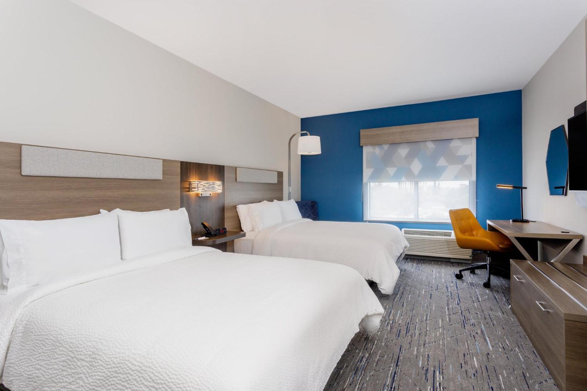 Holiday Inn Express & Suites Tampa Stadium - Airport Area By Ihg מראה חיצוני תמונה