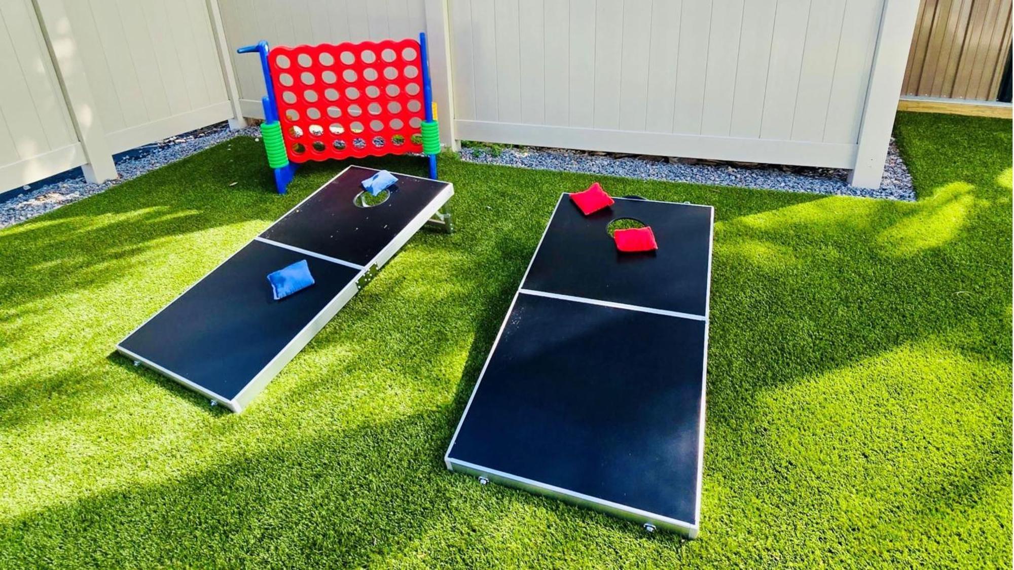 Holiday Inn Express & Suites Tampa Stadium - Airport Area By Ihg מראה חיצוני תמונה